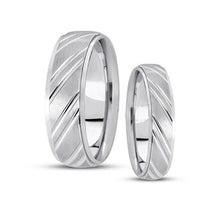 Cargar imagen en el visor de la galería, Argollas de Matrimonio en plata con rodio  Efecto Oro Blanco