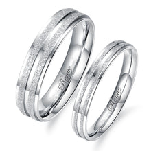 Cargar imagen en el visor de la galería, Argollas Matrimoniales con Surcos Diamantados en Plata