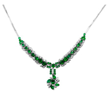 Cargar imagen en el visor de la galería, Cadena en Esmeraldas con Diamantes en Oro Blanco 18k