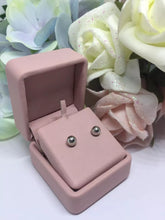 Cargar imagen en el visor de la galería, Topos Aretes Plata Dama efecto Baño De Oro Blanco Rodio Mujer