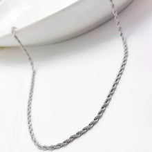 Cargar imagen en el visor de la galería, Cadena Tejido Lazo Plata 925 Dama, Mujer