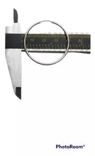 Cargar imagen en el visor de la galería, Aretes Candongas Clásicas En Plata + Estuche