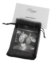 Cargar imagen en el visor de la galería, Dije Medalla Virgen De Los Milagros Plata 925