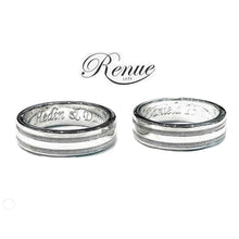 Cargar imagen en el visor de la galería, Argollas de Matrimonio grabado de Nombre en Plata precio x unidad