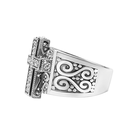 Anillo en Plata Cruz con Circones