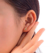 Cargar imagen en el visor de la galería, Topos De Mariposa En Oro Amarillo 18k, Con gema