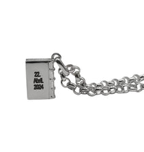 Cargar imagen en el visor de la galería, Pulsera Chamrs Libro, En Plata 950