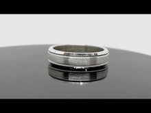 Cargar y reproducir el video en el visor de la galería, Argolla De Matrimonio En Plata Satinado 950c/u
