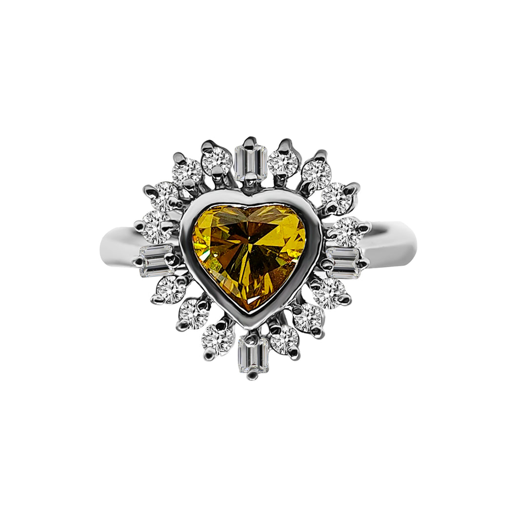 Anillo Solitario en Oro Blanco 18K con Diamante Corazón