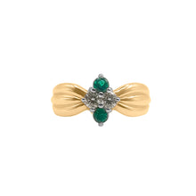 Cargar imagen en el visor de la galería, Anillo con Esmeralda y Diamante en Oro Amarillo 18 k

