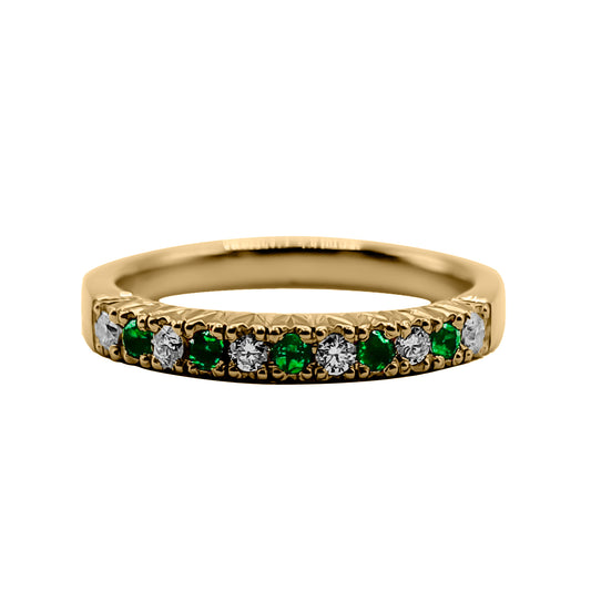 Anillo Cintillo en v con Oro Amarillo 18K con Diamante y  Esmeralda