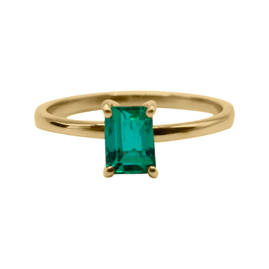 Anillo Solitario con Esmeralda en Oro Amarillo 18k en Uñas