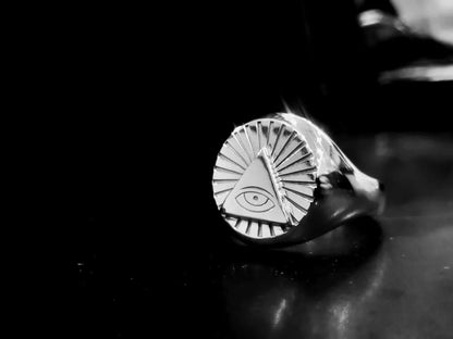 Anillo Hombre Tipo Sello En Plata 925 Illuminati