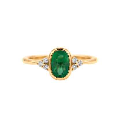 Anillo Ovalo Esmeralda al bisel con diamantes