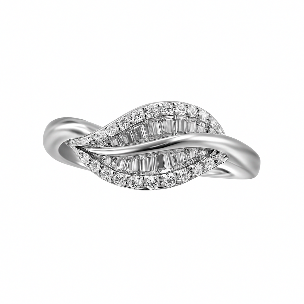 Anillo en Oro Blanco 18K  Hojas de Diamantes