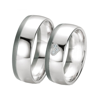 Argollas de matrimonio con circones engastados en corazón
