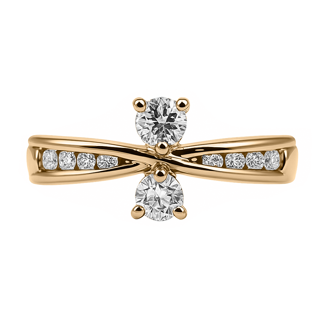 Anillo en Oro Amarillo 18k estilo Corbatín con Diamantes