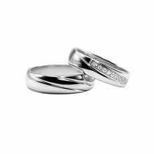 Cargar imagen en el visor de la galería, Alianza Anillo  Matrimonial  : En Plata 950 Con Zircón.
