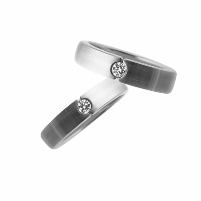 Anillos de Compromiso Modernos Económicos en Plata engastados con circón