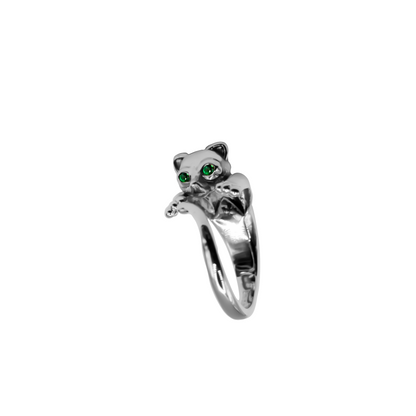 Anillo Estilo Gato en  Oro 18k blanco con gemas