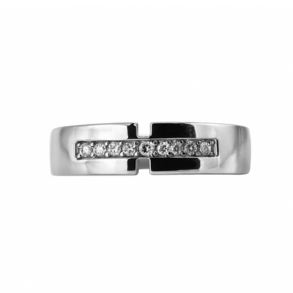 Anillo en Plata con Circones en Línea y Corte Central Moderno