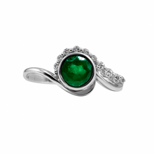 Cargar imagen en el visor de la galería, Esmeraldas con Diamantes en Oro Blanco 18k
