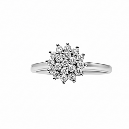 Anillo en Oro Blanco 18K  Estilo flor Diamante