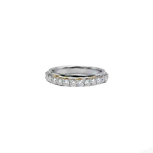 Anillo de Oro Blanco 18k con Diamantes