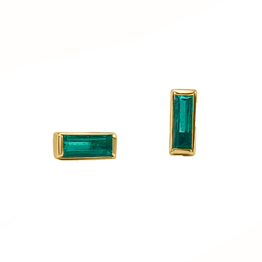 Topos de Canutillos en Oro Amarillo 18k con Esmeralda