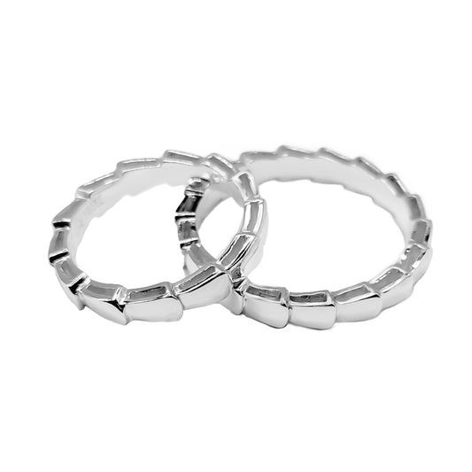 Anillo de matrimonio estilo serpiente en plata