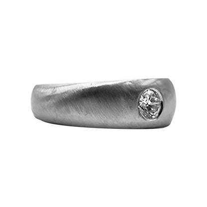 Anillo en Oro Amarillo 18k estilo Rustico con Diamantes