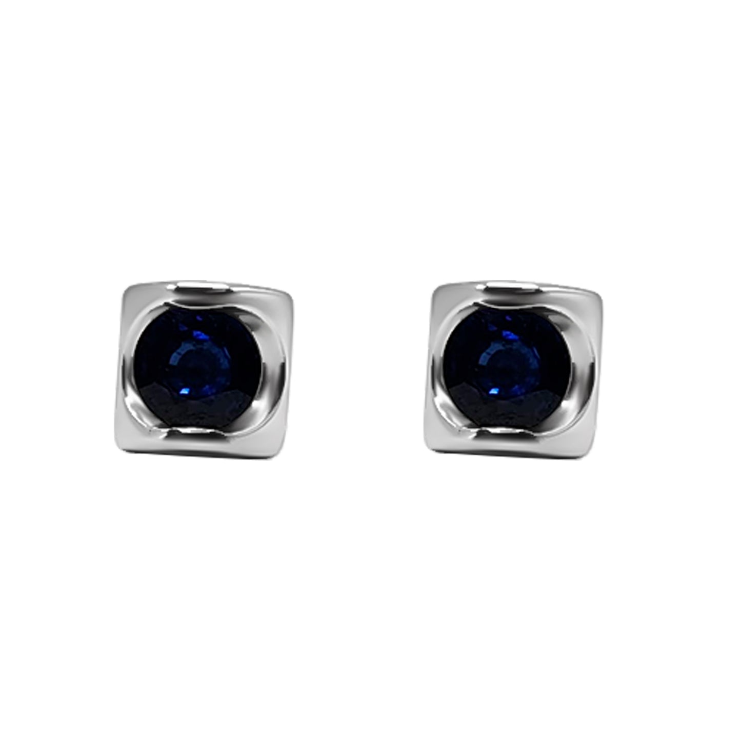 Aretes Solitarios De Zafiro Con Oro Blanco 18k al Bisel