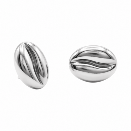 Aretes topos pepa de café en oro blanco 18K