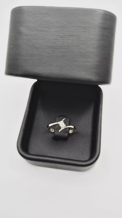 Anillo De Compromiso Oro amarillo 18 K con Gema de 0.08 Cts aprox