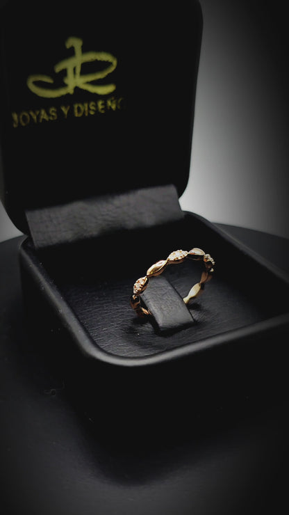 Anillo con  Diamantes en Oro rosado 18 k