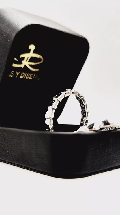 Anillo de matrimonio estilo serpiente en plata