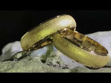 Cargar y reproducir el video en el visor de la galería, Argolla Matrimonio Oro Amarillo 18k C/u Garantia Compromiso
