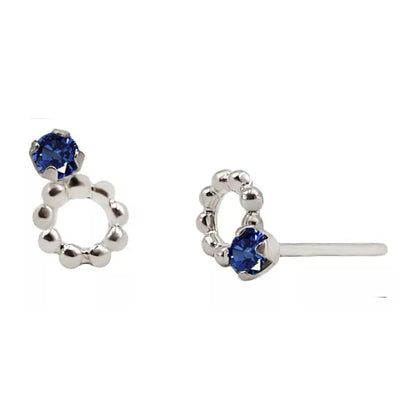 Aretes en oro blanco 18k con zafiro – Renue Joyería Bogotá