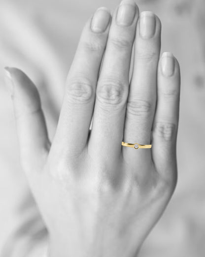 Anillo De Compromiso En Oro Con Diamante De 0.05 Ct