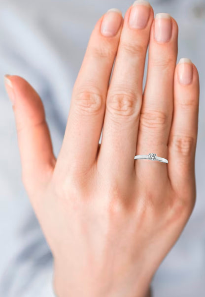 Anillo De Compromiso En Plata Con Circón De 3.00 Mm